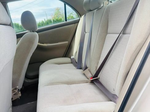 Used 2007 Toyota Corolla CE FWD image 10