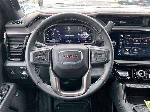 Used 2025 GMC Sierra 3500 AT4 w/ AT4 Premium Plus Package image 5