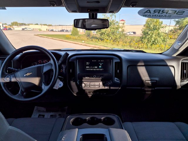 Used 2019 Chevrolet Silverado 1500 Custom w/ Custom Convenience Package AWD/4WD image 31
