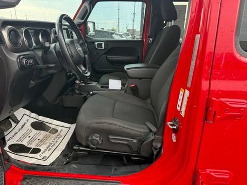 Used 2020 Jeep Gladiator Sport w/ Quick Order Package 24S AWD/4WD image 2