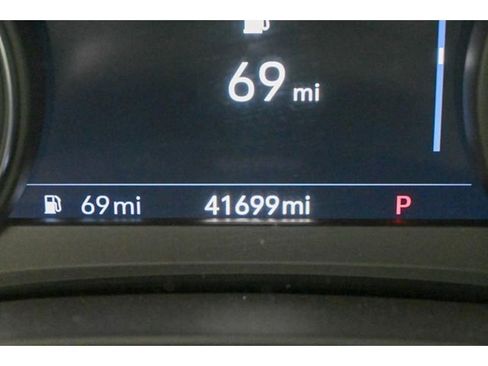 Used 2022 Cadillac XT6 Premium Luxury w/ Technology Package image 12