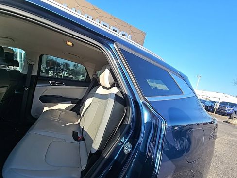 Used 2023 Kia Sportage EX image 16