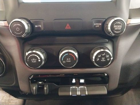 Used 2024 RAM 2500 Big Horn w/ Bed Utility Group image 17