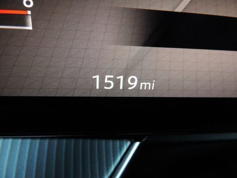 Certified 2025 Nissan Murano Platinum w/ Cargo Package image 32