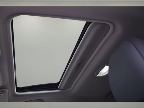 Certified 2025 Subaru Crosstrek 2.0i Premium image 15