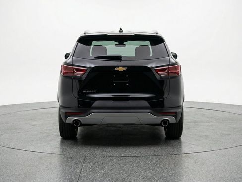 Used 2025 Chevrolet Blazer LT FWD image 7
