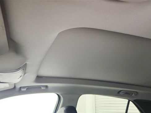 Certified 2019 Chevrolet Equinox Premier image 16