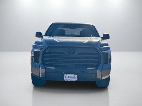 Used 2023 Toyota Tundra SR5 w/ SR5 Convenience Package AWD/4WD image 2