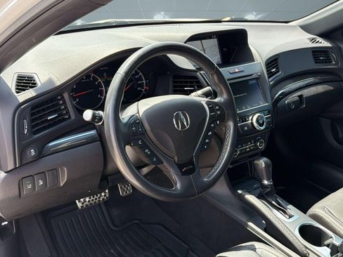 Used 2019 Acura ILX FWD image 4