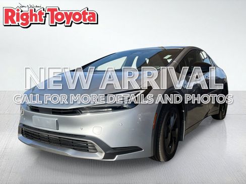 Used 2026 Toyota Prius Plug-In Hybrid FWD image 1
