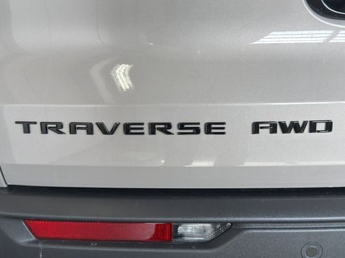 New 2026 Chevrolet Traverse Z71 w/ Driver Confidence Package AWD/4WD image 8