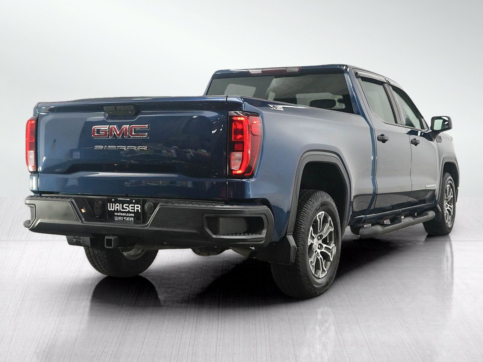 Used 2019 GMC Sierra 1500 4x4 Crew Cab w/ Convenience Package image 5