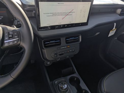 New 2026 Ford Maverick Lobo image 11