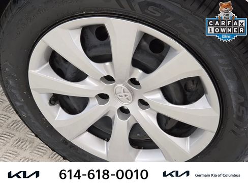 Used 2025 Toyota Corolla LE FWD image 12