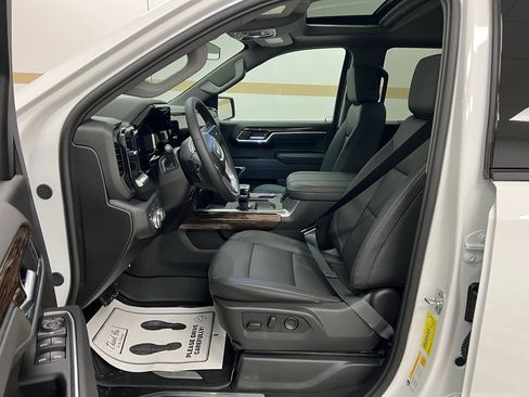 New 2026 GMC Sierra 1500 Elevation w/ Elevation Premium Package image 5
