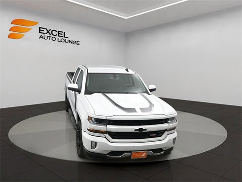 Used 2018 Chevrolet Silverado 1500 LT w/ Rally 2 Edition image 41