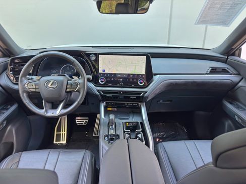 Used 2024 Lexus TX 500h AWD w/ Technology Package image 12