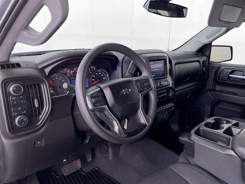 Used 2022 Chevrolet Silverado 1500 Custom Trail Boss w/ Safety Confidence Package AWD/4WD image 12