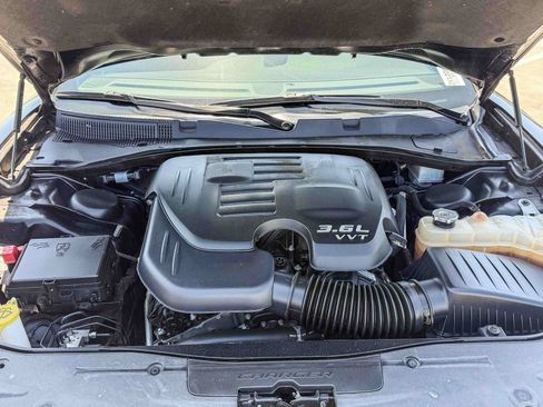 Used 2023 Dodge Charger SXT RWD image 28