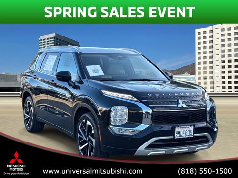 Used 2024 Mitsubishi Outlander SEL image 1