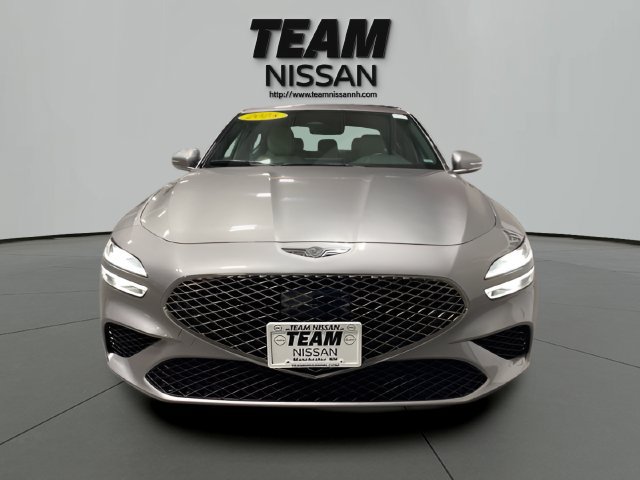 Used 2025 Genesis G70 2.5T AWD/4WD image 2