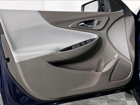 Used 2020 Chevrolet Malibu LT FWD image 24