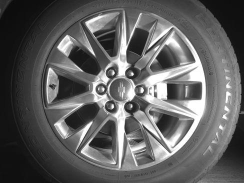 Used 2023 Chevrolet Suburban Premier image 12