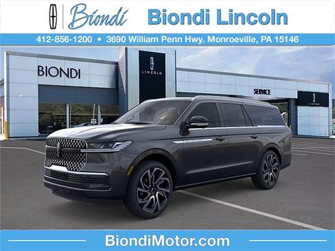 New 2026 Lincoln Navigator L Reserve AWD/4WD image 1