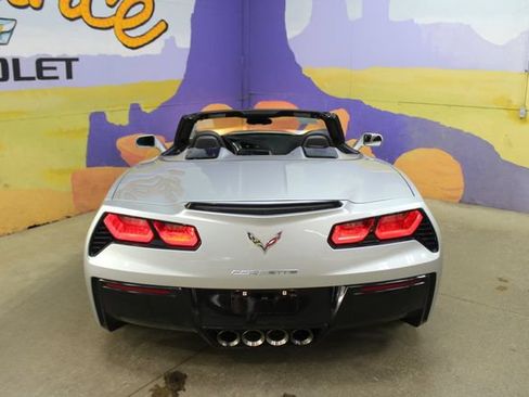 Used 2017 Chevrolet Corvette Stingray Convertible w/ 3LT Preferred Equipment Group RWD image 7