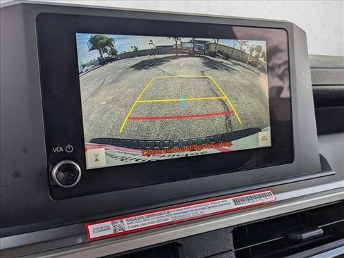 Certified 2025 Toyota 4Runner SR5 image 14