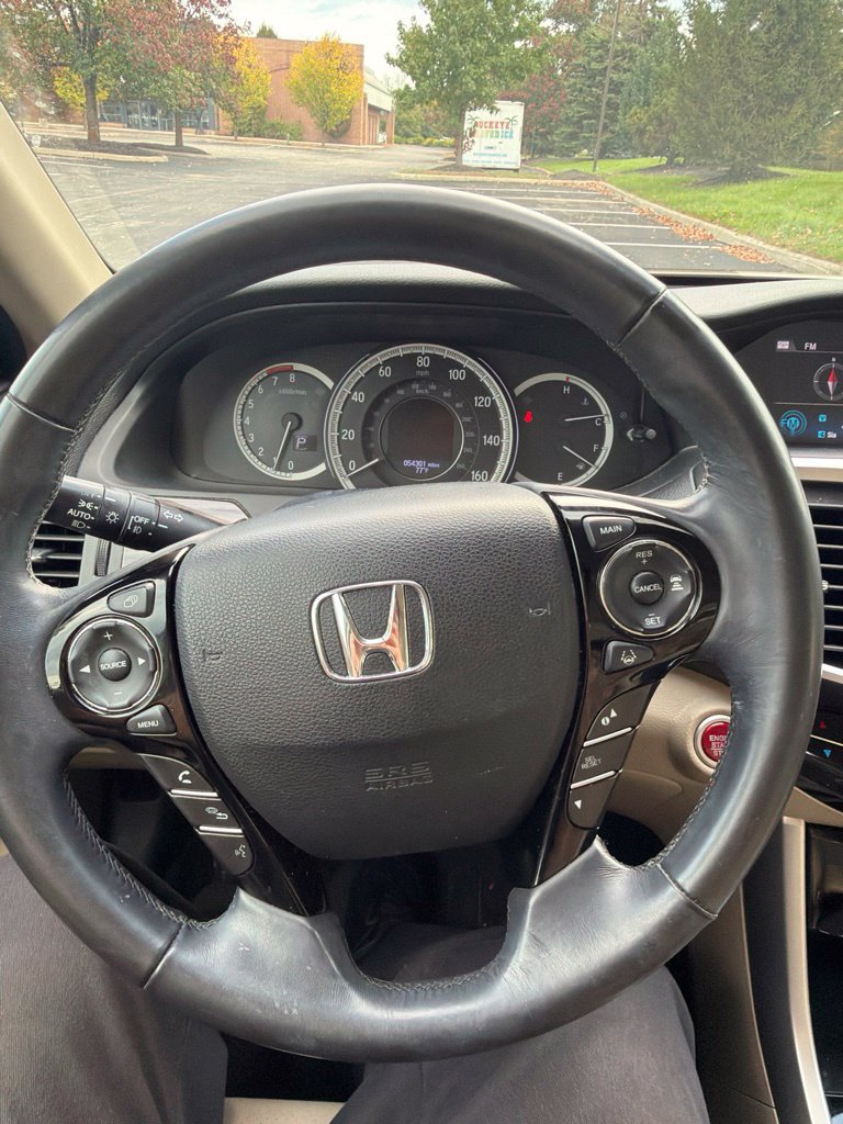 Used 2017 Honda Accord EX-L image 20