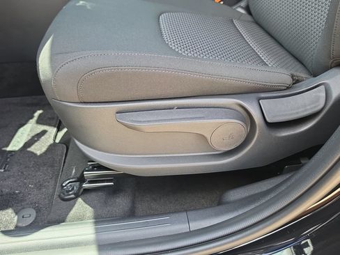 New 2026 Kia Sportage LX FWD image 20