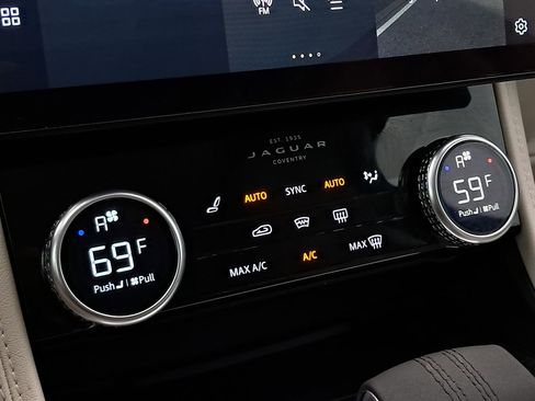 Used 2021 Jaguar F-PACE S image 47