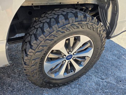 Used 2022 Ford F150 XLT w/ Equipment Group 302A High AWD/4WD image 14