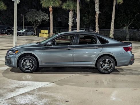 Used 2022 Volkswagen Jetta S image 8