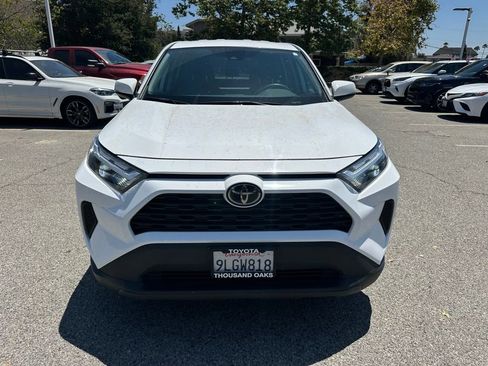 Used 2024 Toyota RAV4 LE FWD image 5