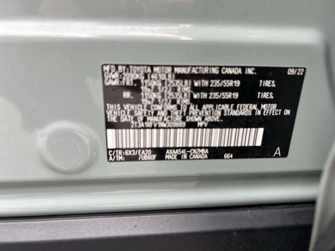 Used 2022 Toyota RAV4 XLE Premium AWD/4WD image 28
