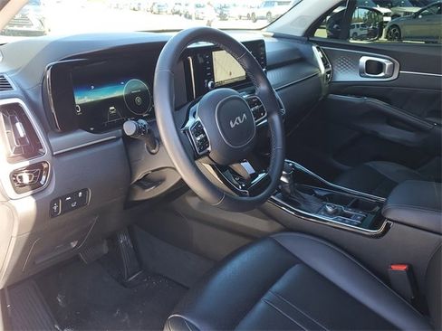 Certified 2023 Kia Sorento SX image 16