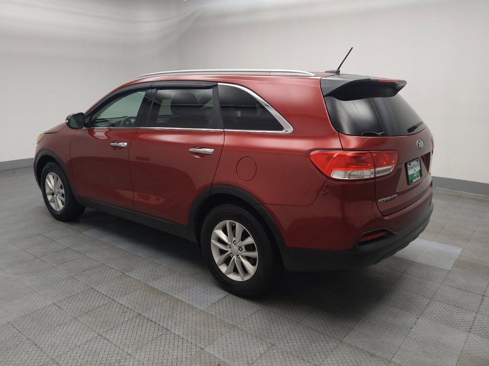 Used 2016 Kia Sorento FWD image 3