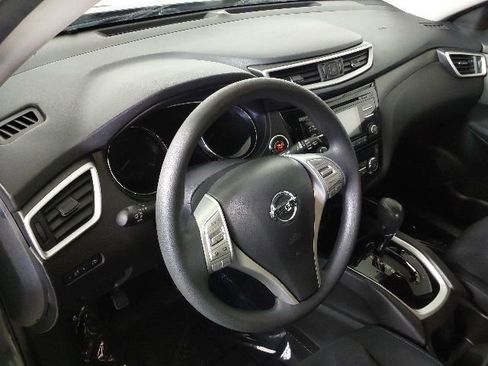 Used 2015 Nissan Rogue SV FWD image 10