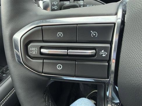 Used 2026 GMC Terrain Elevation image 17