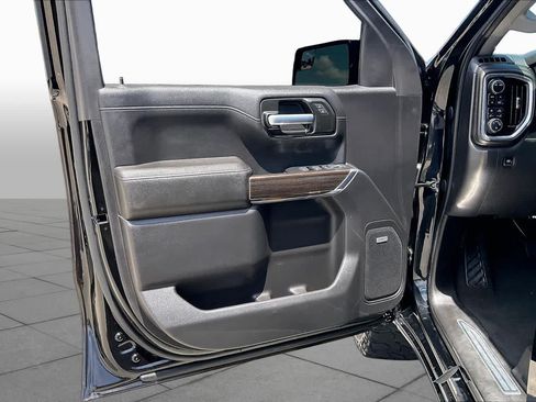 Used 2021 Chevrolet Silverado 1500 RST w/ Convenience Package II AWD/4WD image 21