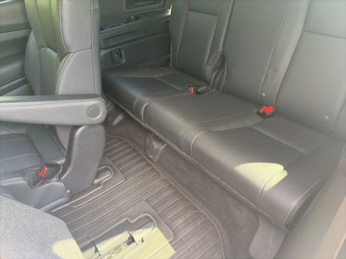 Used 2020 Subaru Ascent Limited w/ Popular Package #4 AWD/4WD image 21