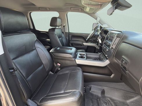 Used 2019 Chevrolet Silverado 2500 LTZ w/ Duramax Plus Package AWD/4WD image 10
