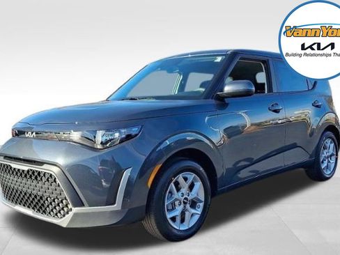 New 2025 Kia Soul LX w/ LX Technology Package image 2