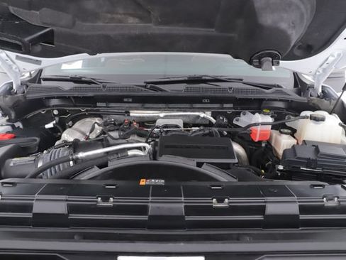 Used 2024 GMC Sierra 3500 Denali Ultimate AWD/4WD image 15