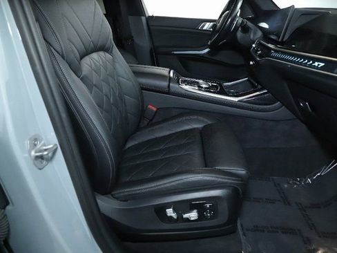 Certified 2024 BMW X7 xDrive40i w/ M Sport Package image 32