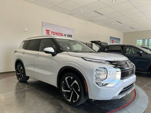 Used 2022 Mitsubishi Outlander SEL AWD/4WD image 1