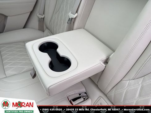 Used 2023 Buick Envision Avenir image 28