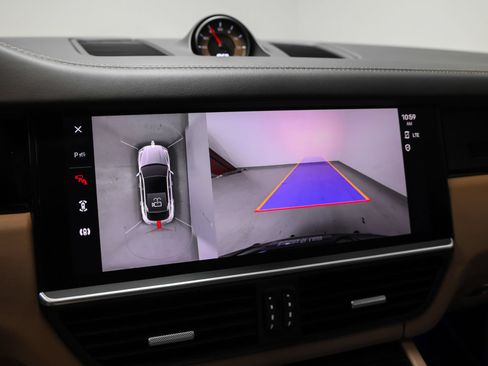 Certified 2023 Porsche Cayenne GTS AWD/4WD image 49